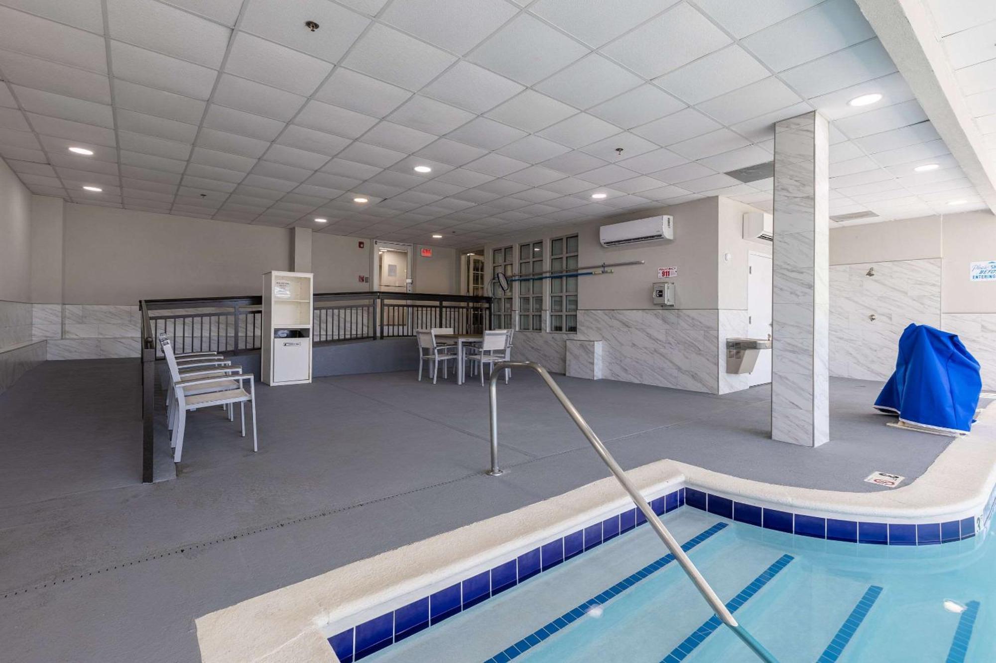Country Inn & Suites By Radisson, Lake Norman Huntersville, Nc Exterior foto