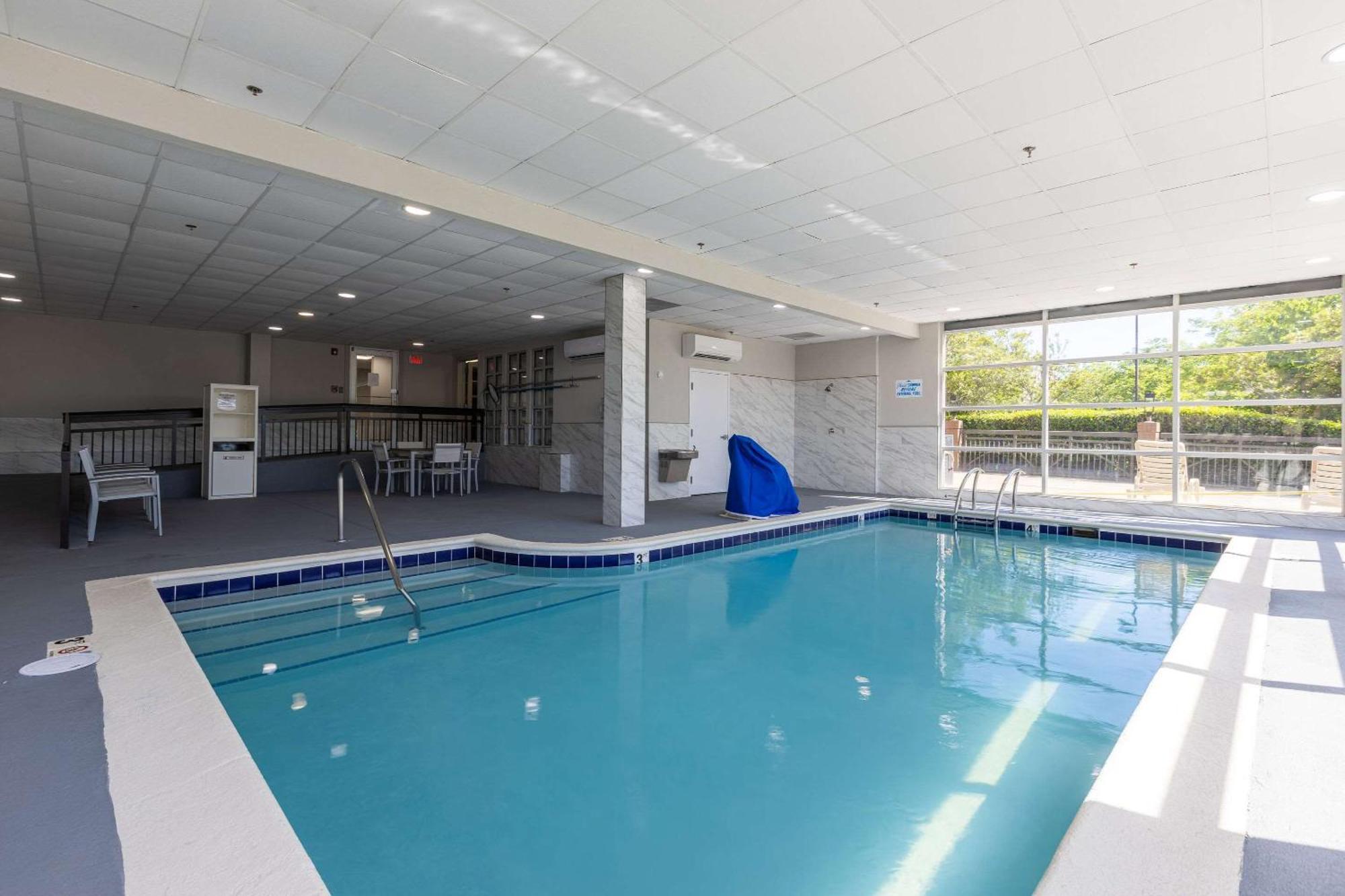 Country Inn & Suites By Radisson, Lake Norman Huntersville, Nc Exterior foto